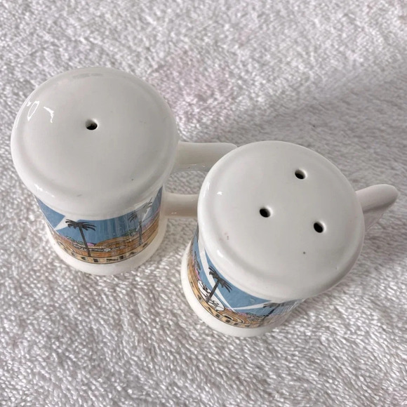 Vintage Ceramic Hollywood California Salt & Pepper Shakers With Handles - Picture 6 of 9
